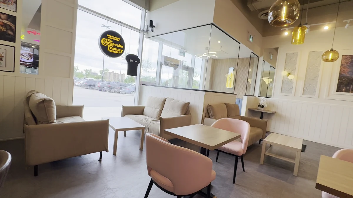 Vibe, Holy Shakes Café. Dessert. Eatery.
