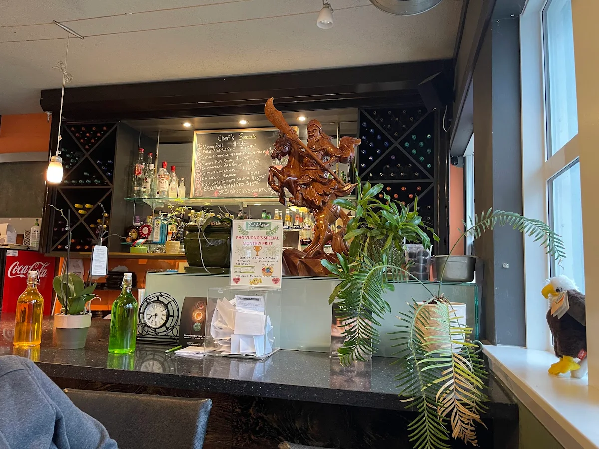 Vibe, Pho Vuong Restaurant - Duncan