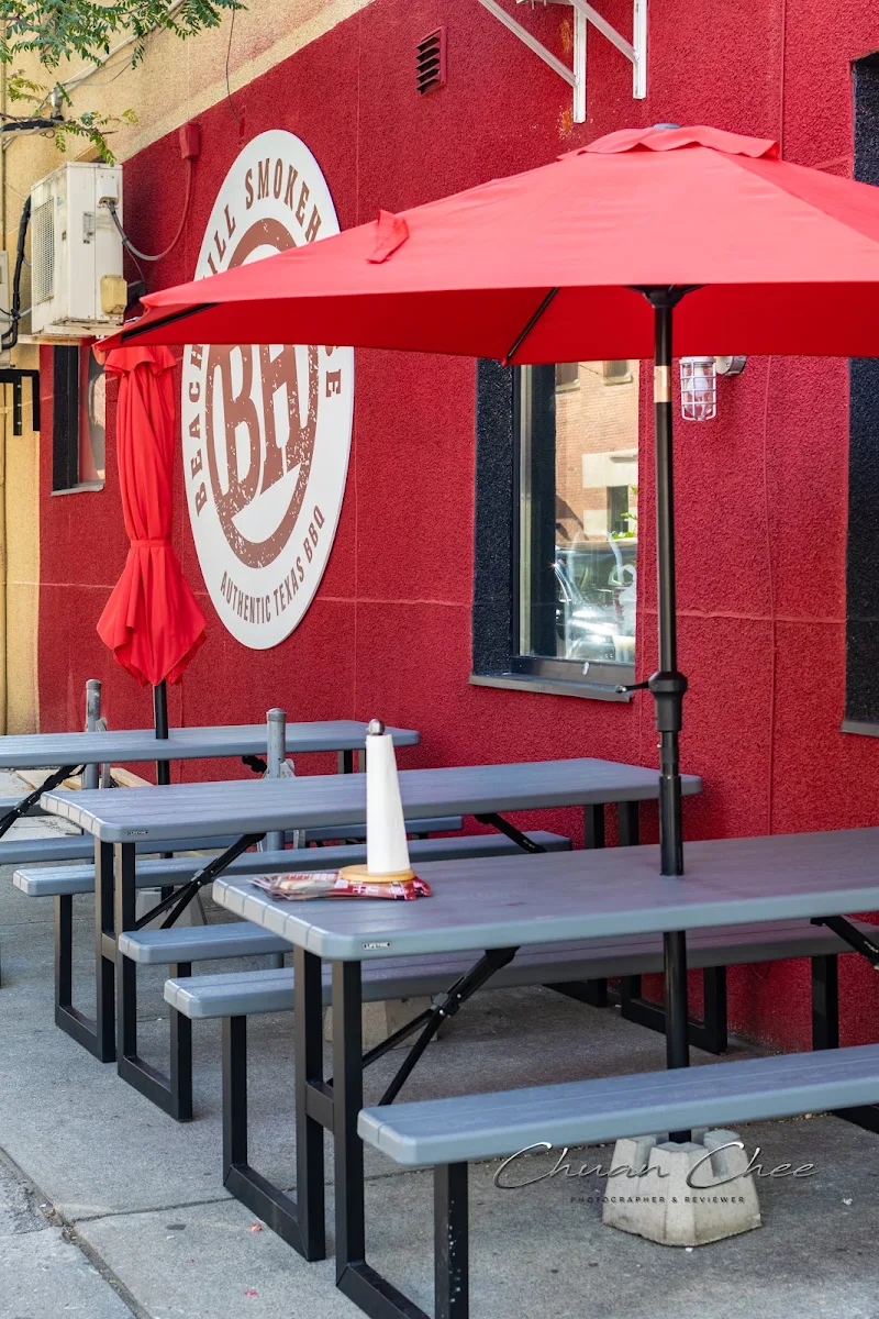 Vibe, Beach Hill Smokehouse Downtown