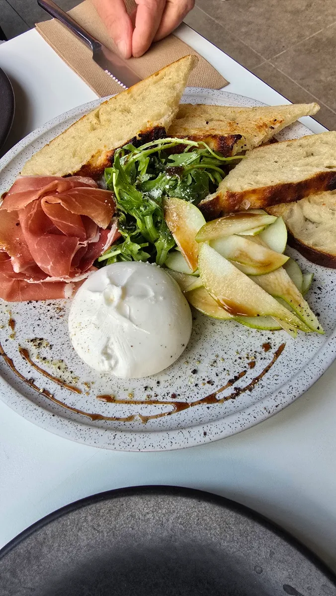 Food & drink, Lagune Artisan