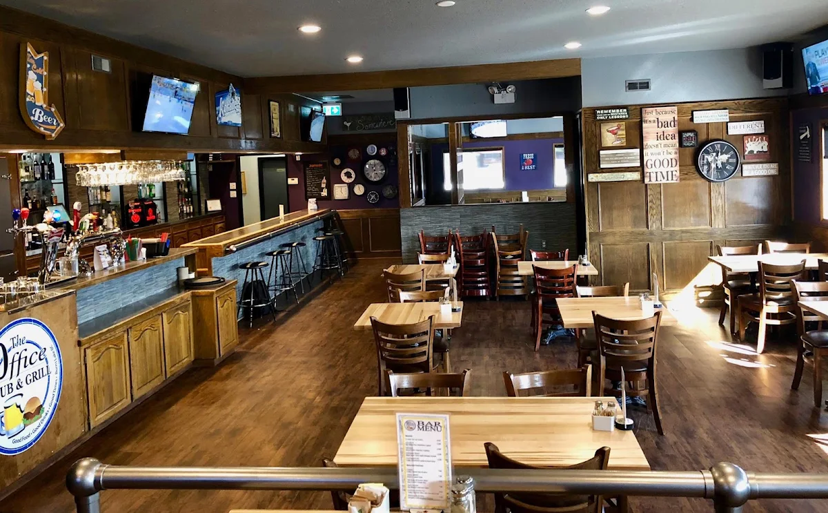 Vibe, The Office Pub & Grill