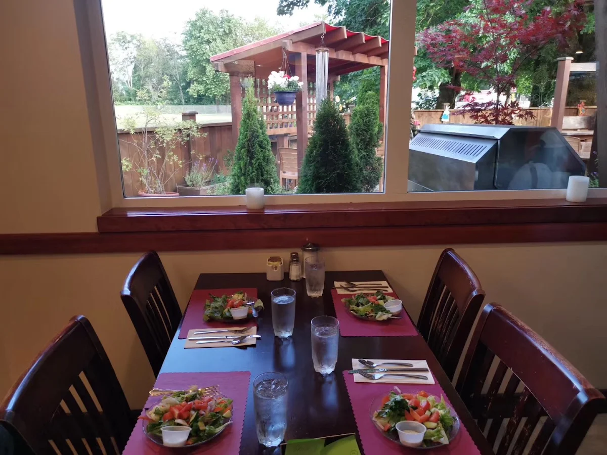 Vibe, Pescadores Bistro