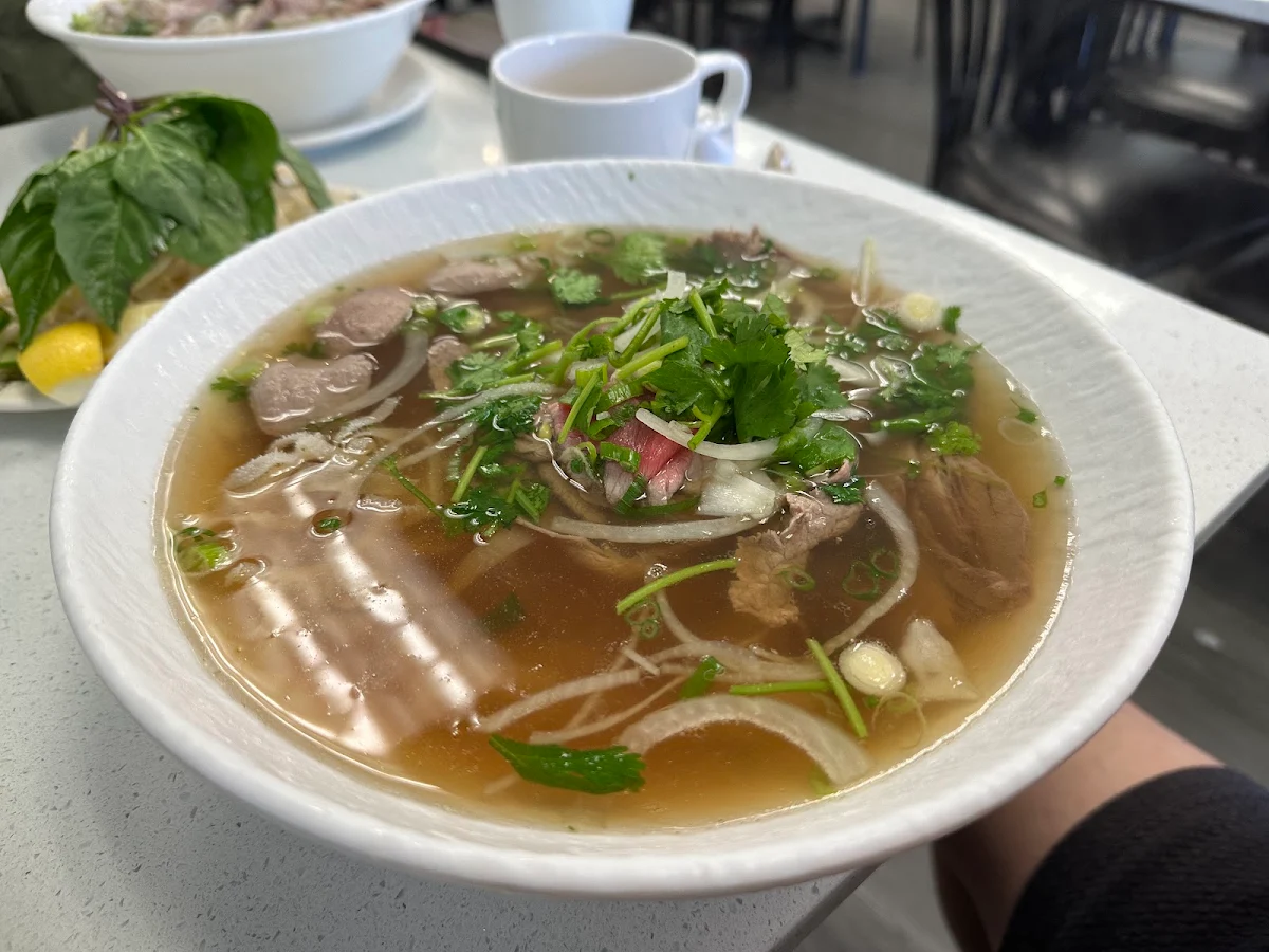 Food & drink, Un Pho Get a Bowl