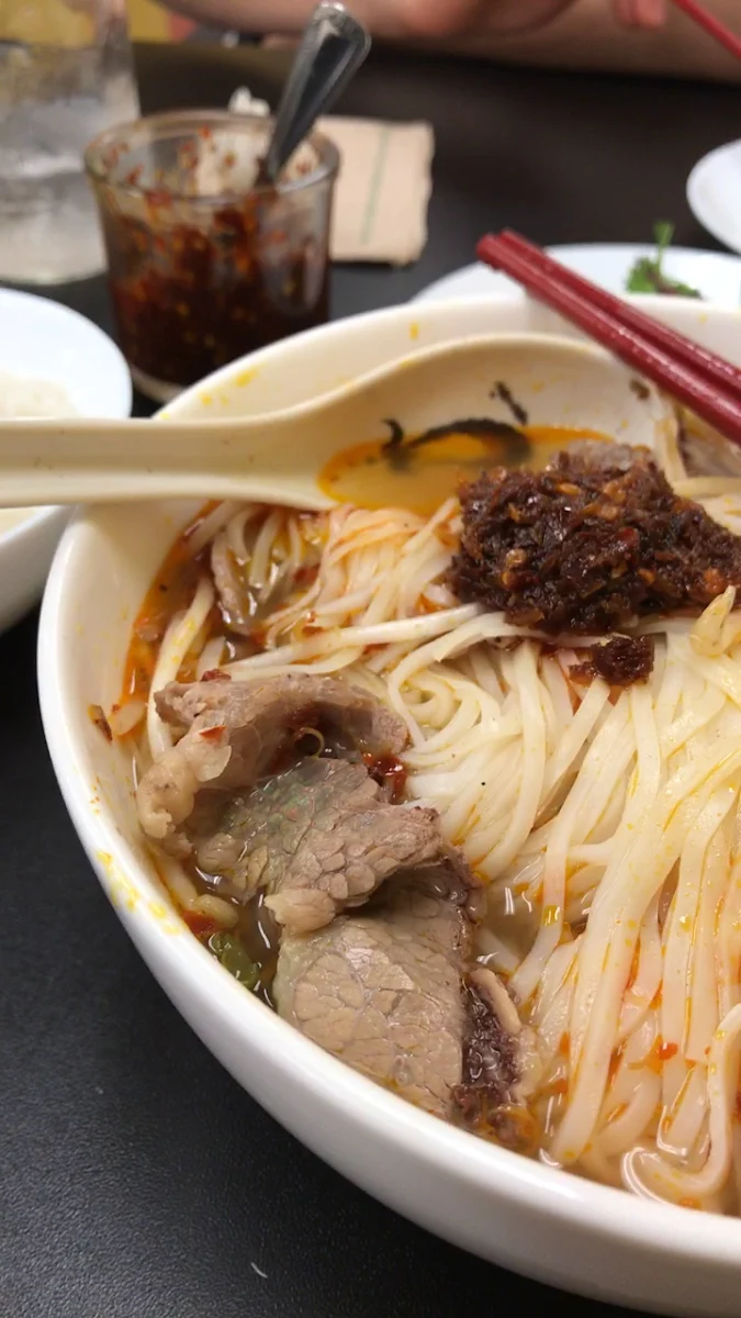 Food & drink, Un Pho Get a Bowl