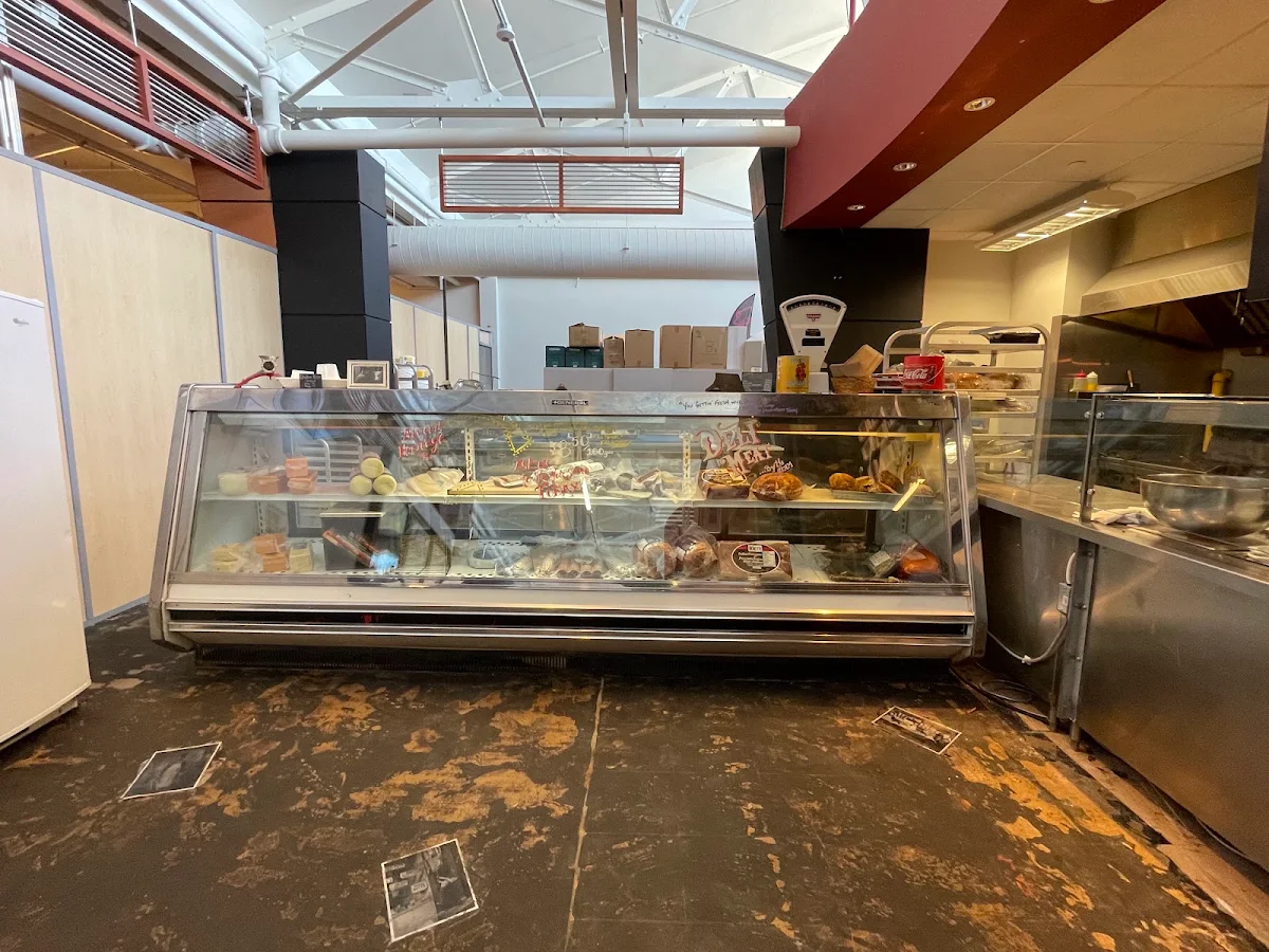 Vibe, Flossie's Sandwich Parlor - Belleville