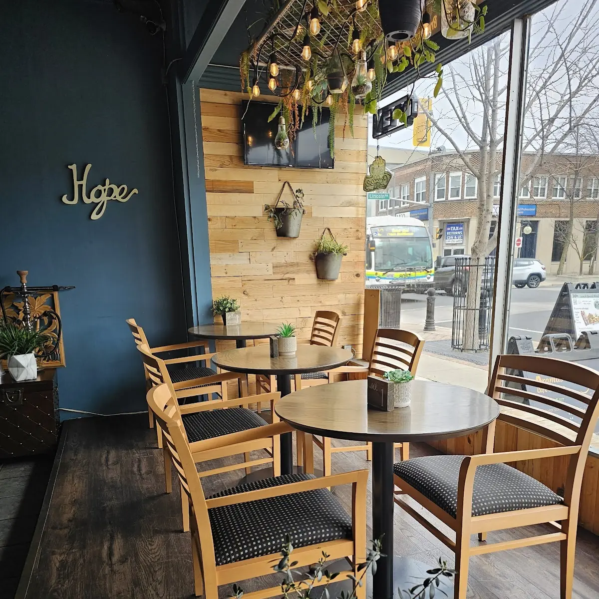 Vibe, Aromas Café by 7Spices