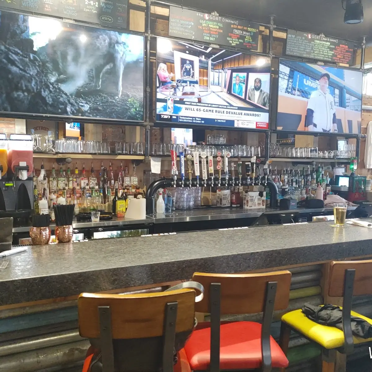 Vibe, The GOAT Tap & Eatery Walkerville