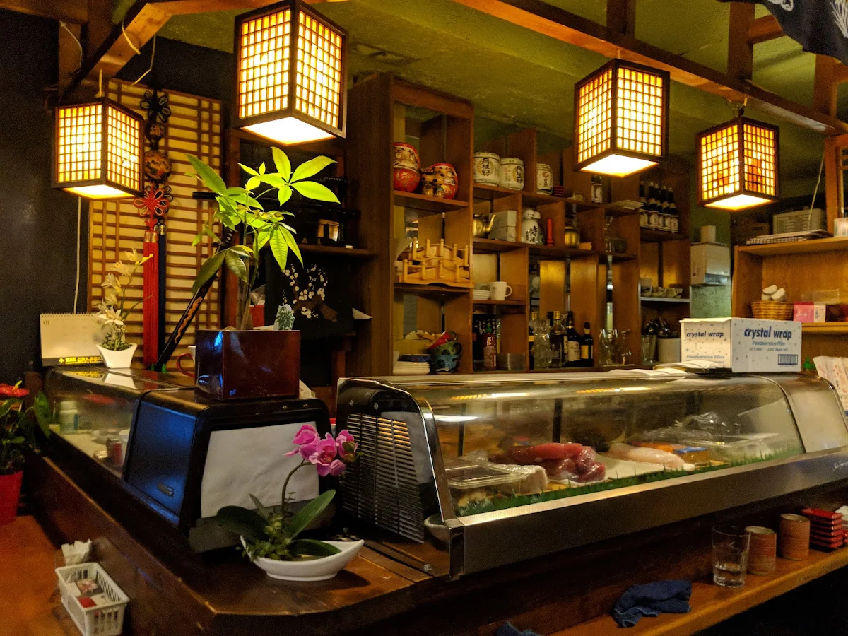 Vibe, AJIO KOREAN &JAPANESE RESTAURANT (아지오 한식 일식)