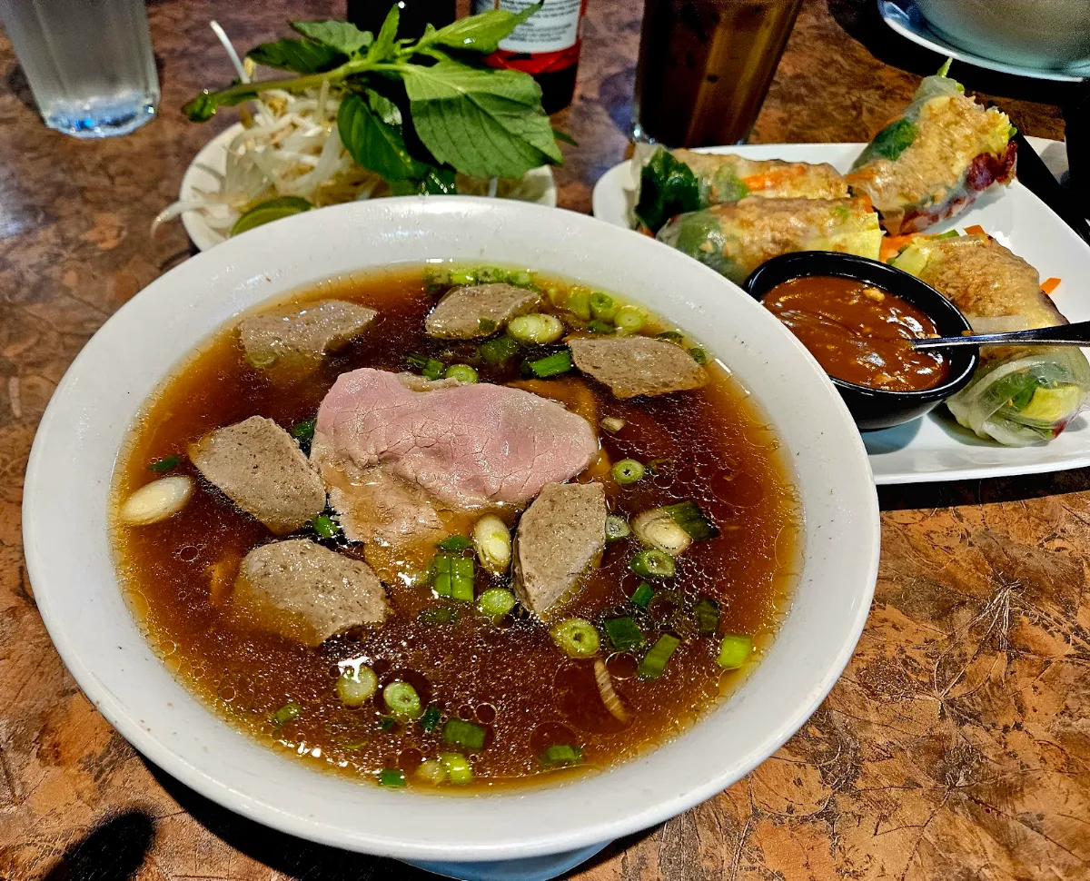 Food & drink, Kingsway Lemongrass