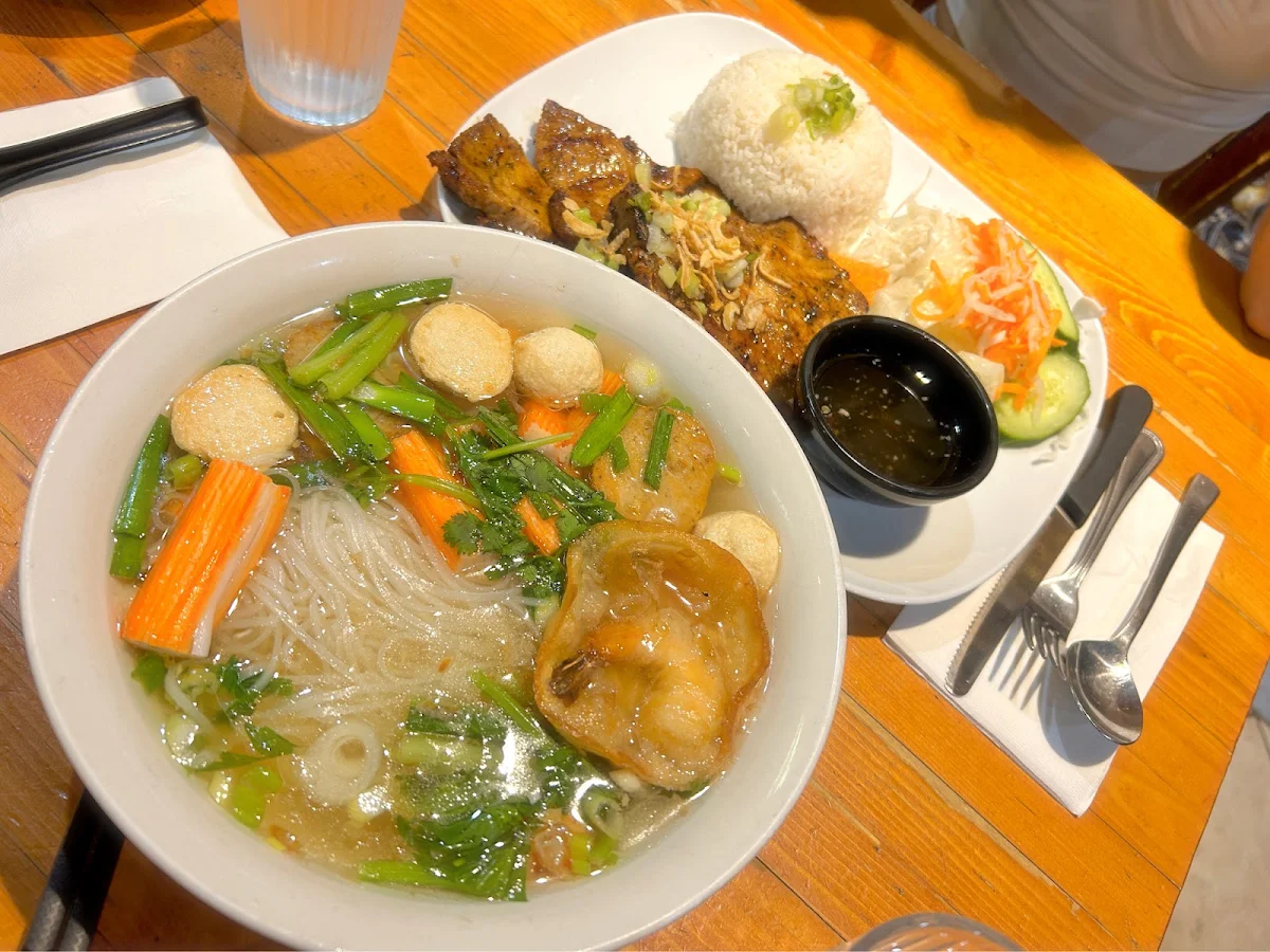 Food & drink, Kingsway Lemongrass