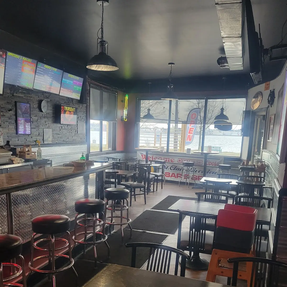Vibe, St Clair Riverview Restaurant