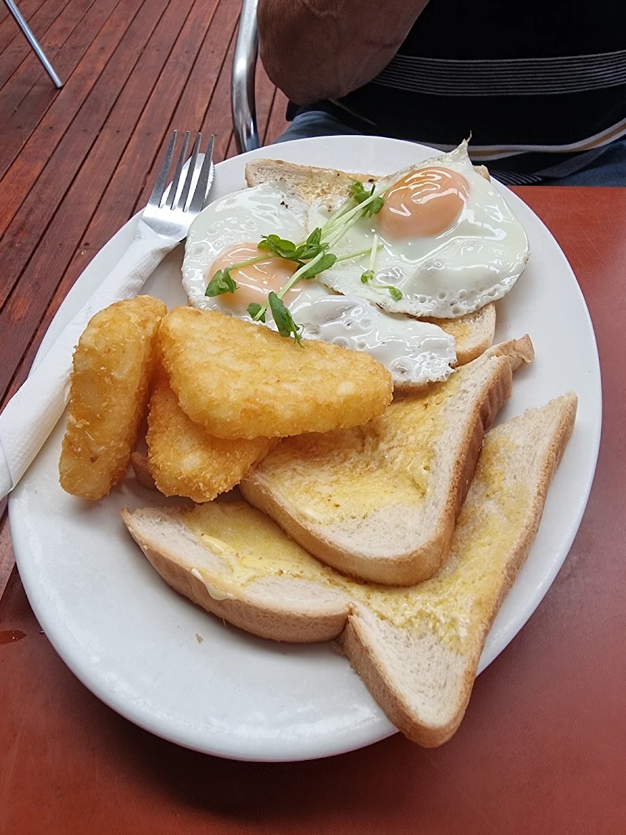 Food & drink, The Cola Café and Museum