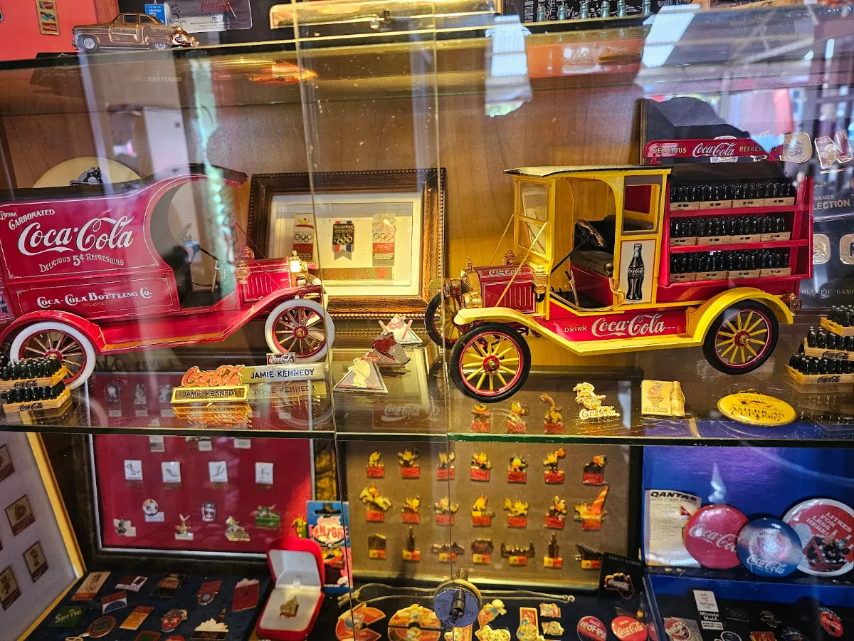Vibe, The Cola Café and Museum