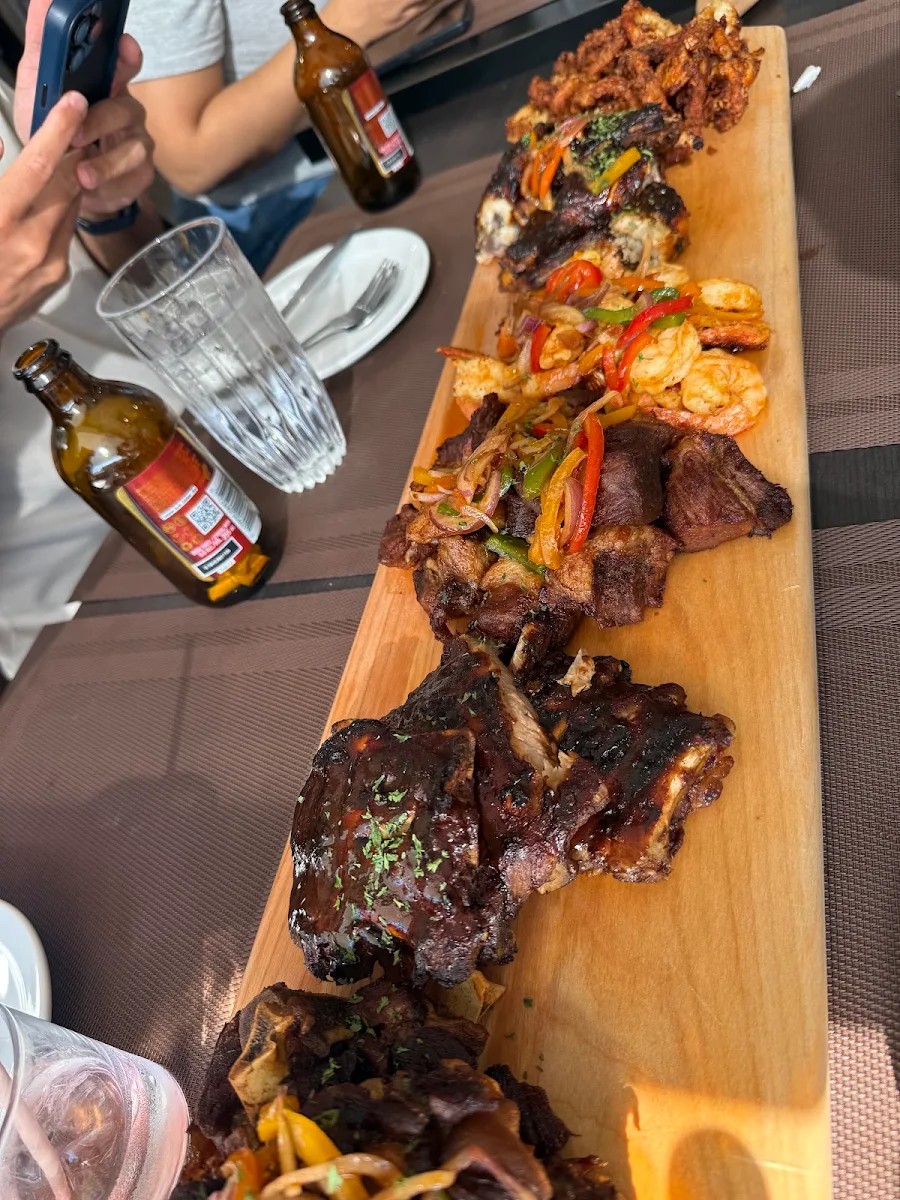 Food & drink, Serenade ambiance Lakay