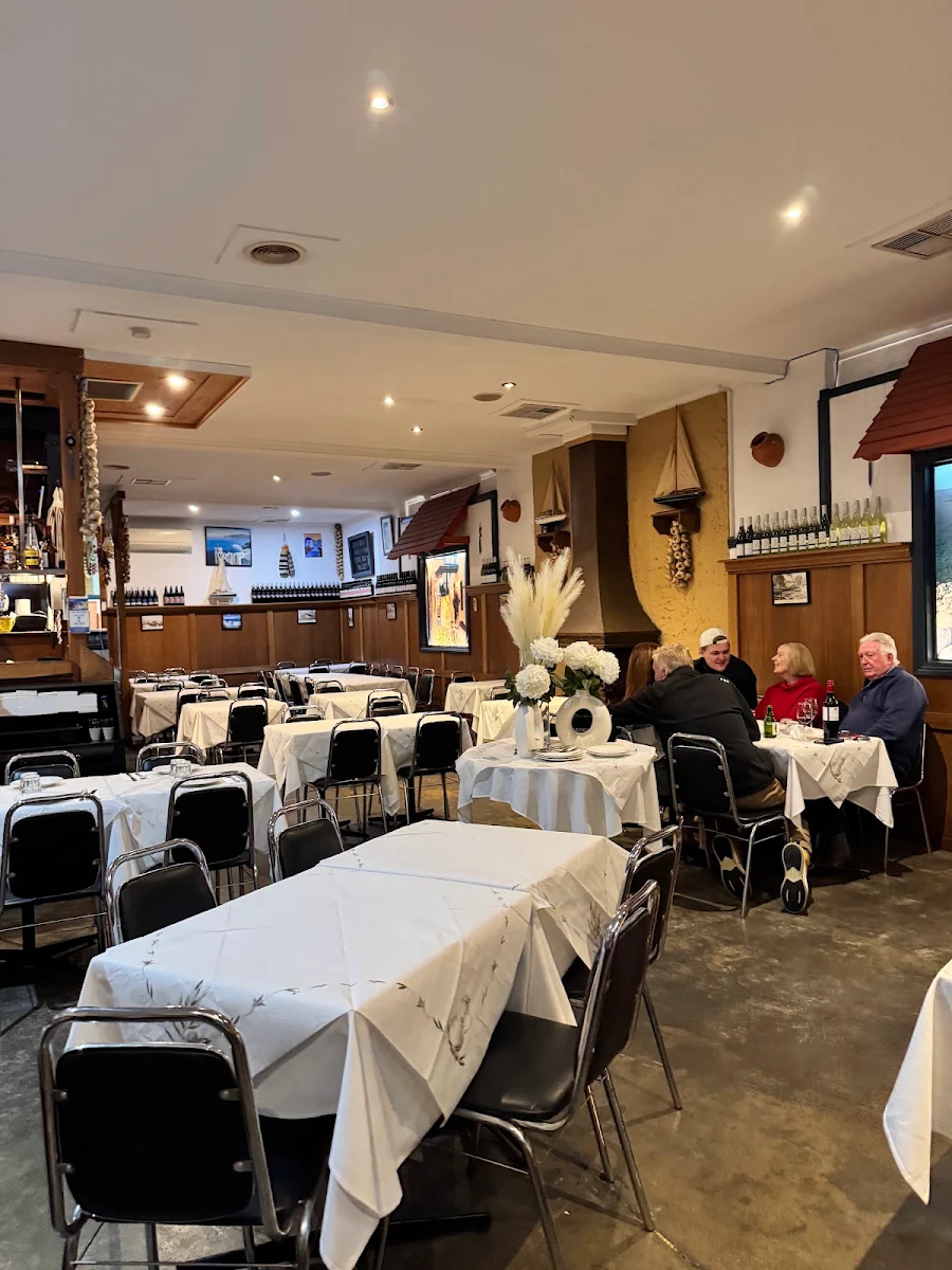 Vibe, Doncaster Greek Tavern