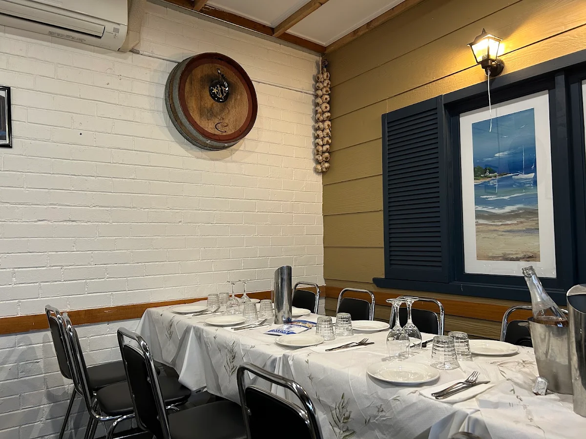Vibe, Doncaster Greek Tavern