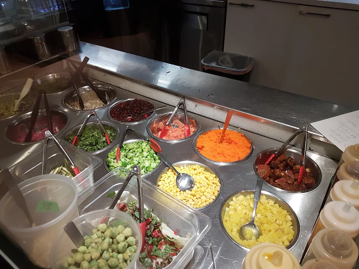 Food & drink, Le Poké Station Crescent