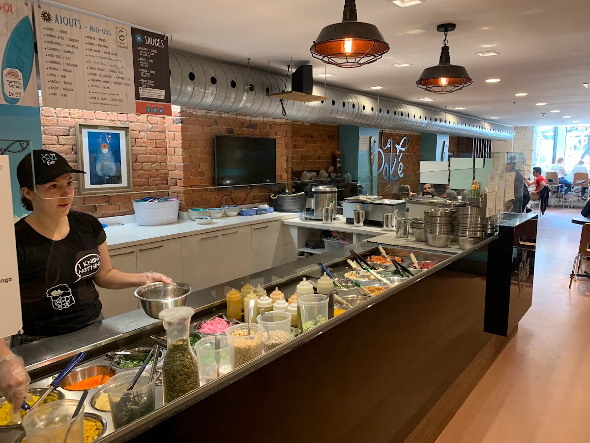 Vibe, Le Poké Station Crescent