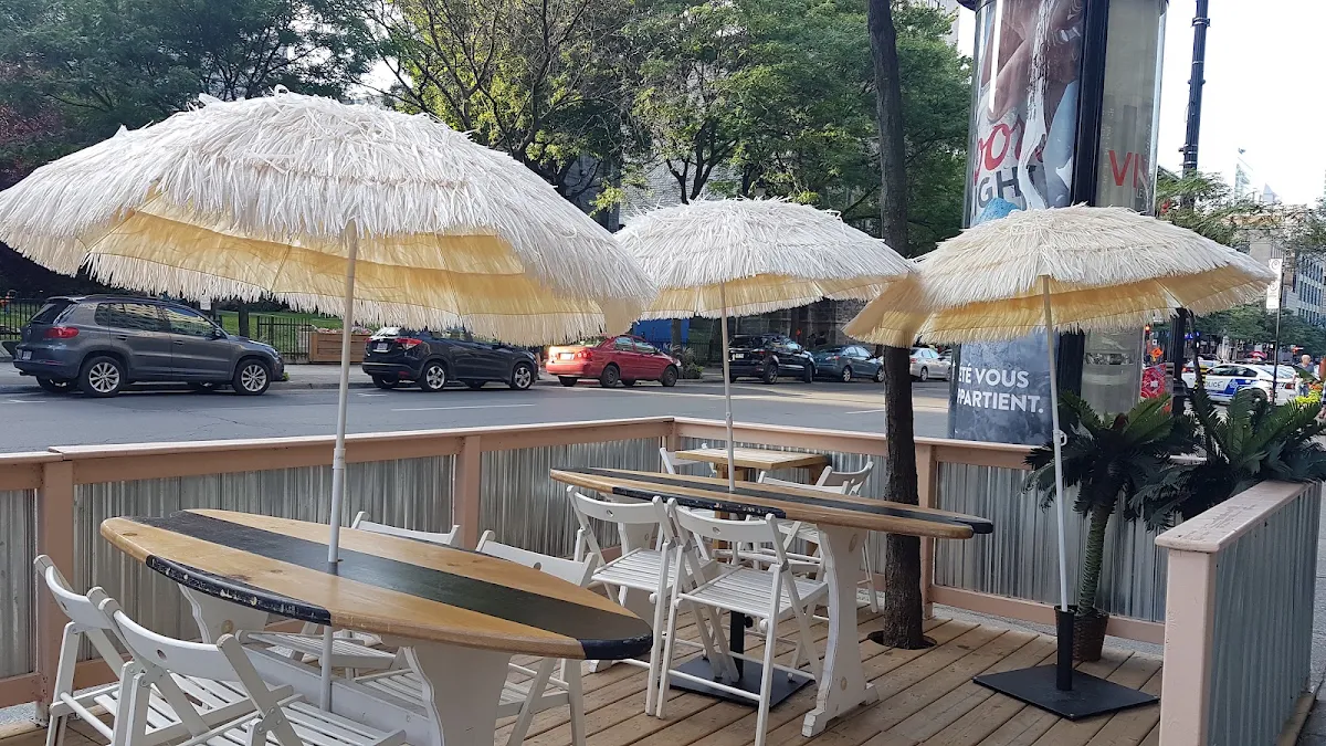 Vibe, Le Poké Station Crescent
