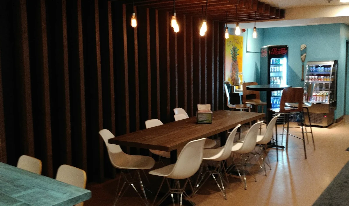 Vibe, Le Poké Station Crescent