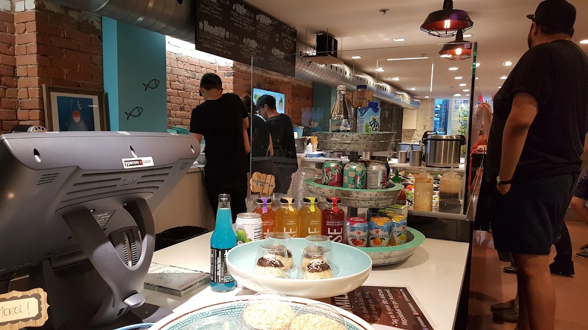 Vibe, Le Poké Station Crescent