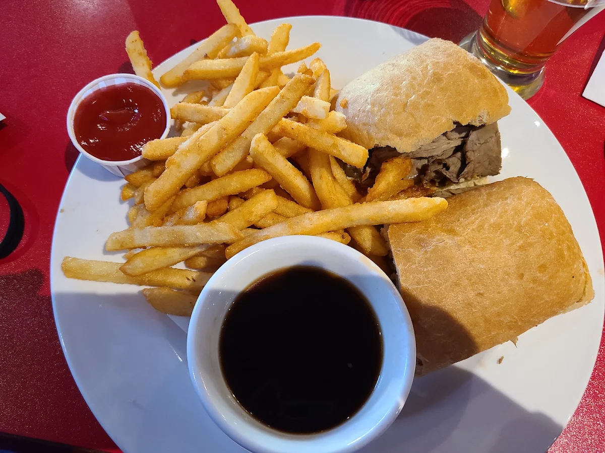 Food & drink, Pastimes Sports Bar and Grill