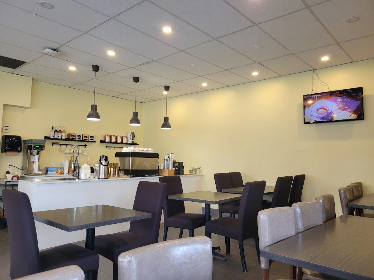 Vibe, AT Cafe