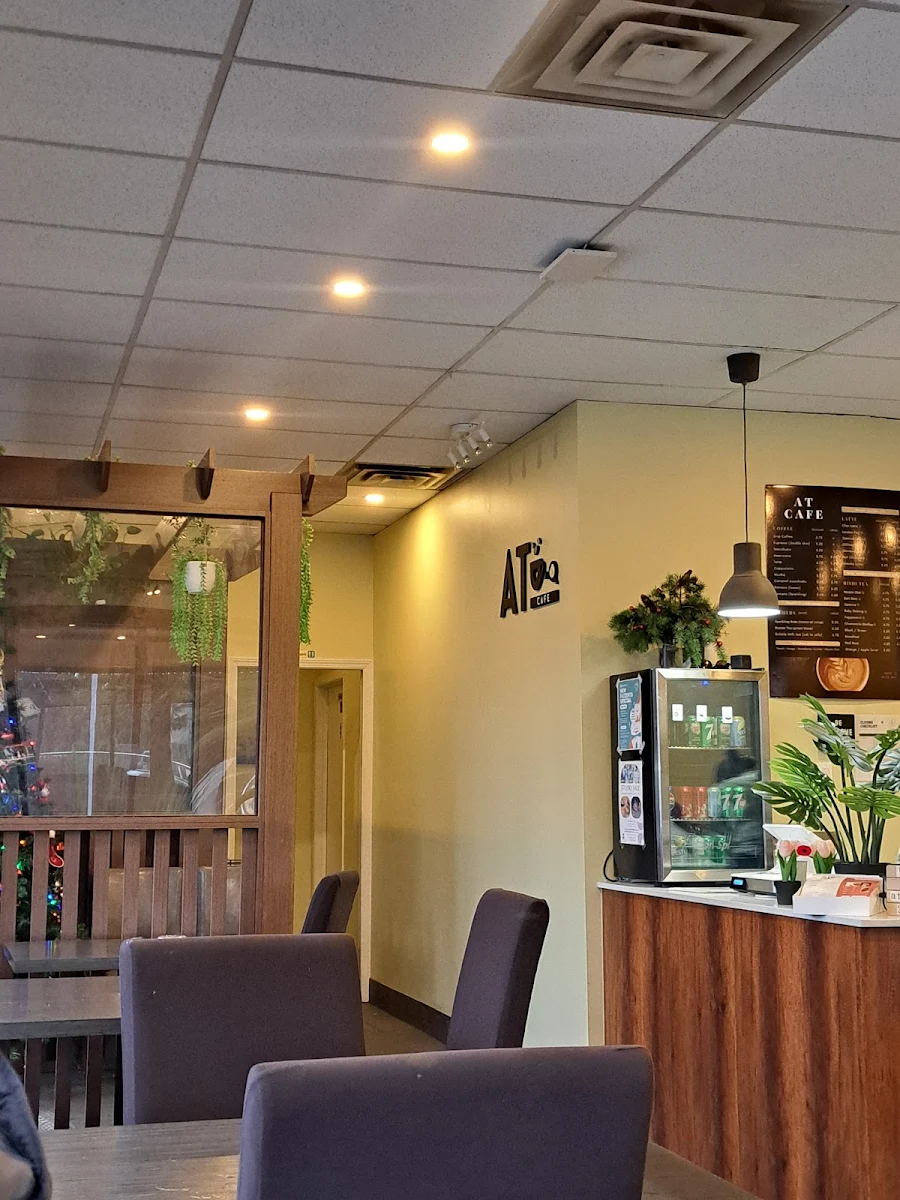 Vibe, AT Cafe