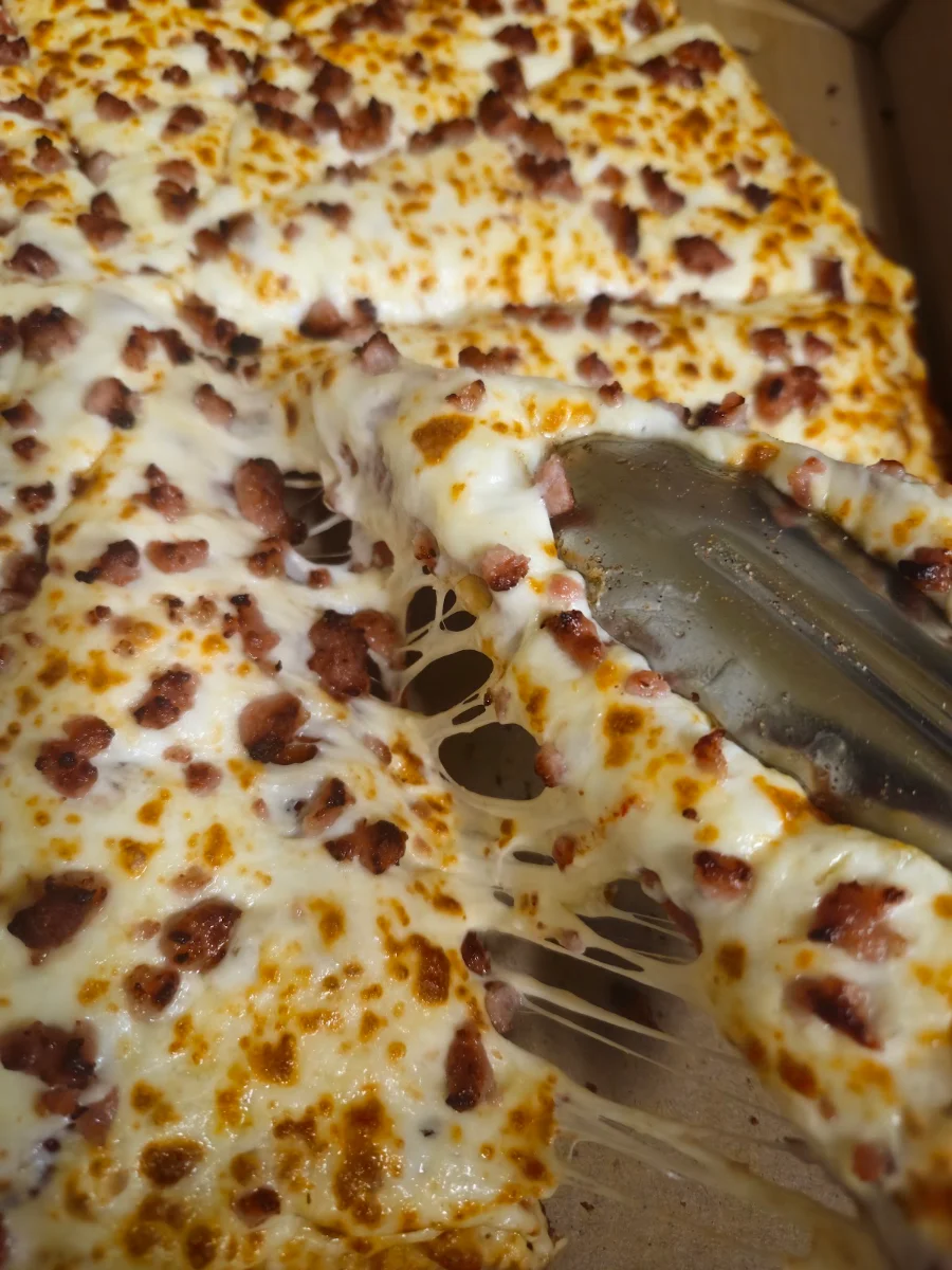 Food & drink, Crossfield Pizza