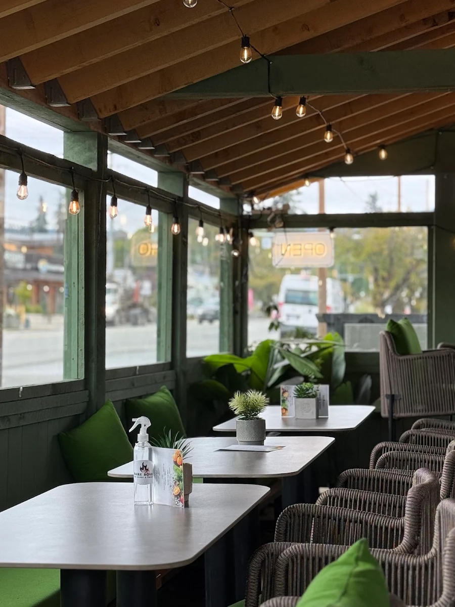 Vibe, Bare Bones Fish House & Smokery