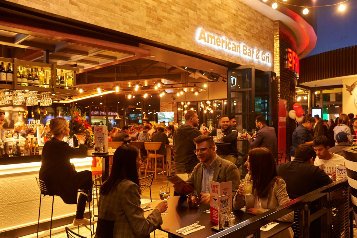 Vibe, TGI Fridays Carousel