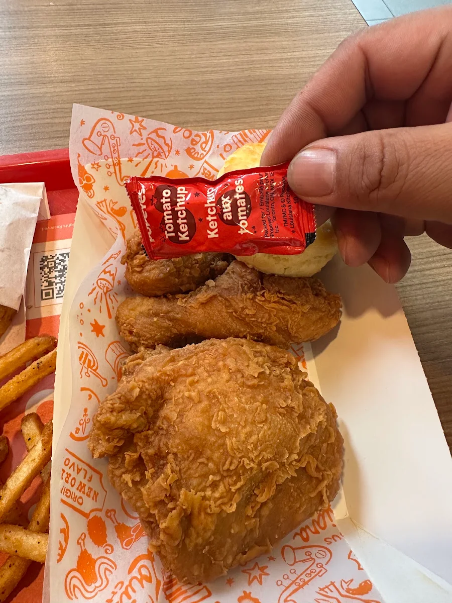 Food & drink, Popeyes Louisiana Kitchen