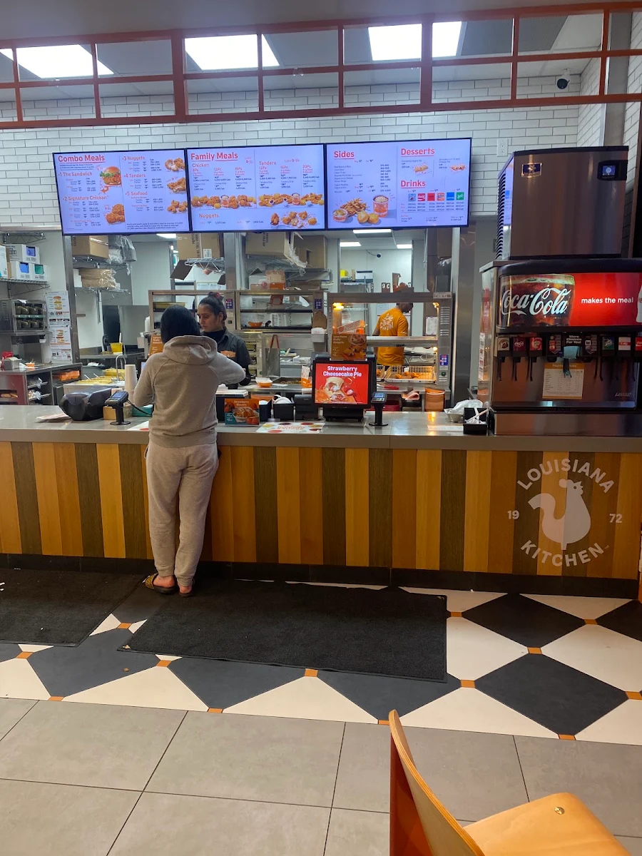 Vibe, Popeyes Louisiana Kitchen
