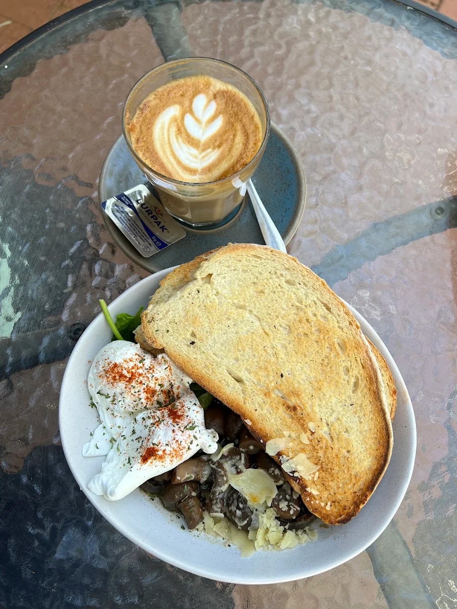 Food & drink photo 4