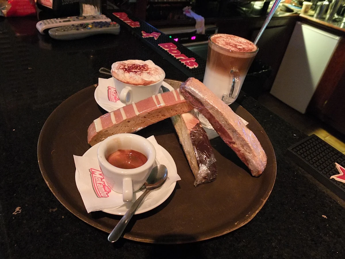 Food & drink, Cafe Bistro IL Momento
