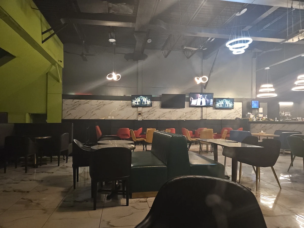 Vibe, LE CLOUD LOUNGE