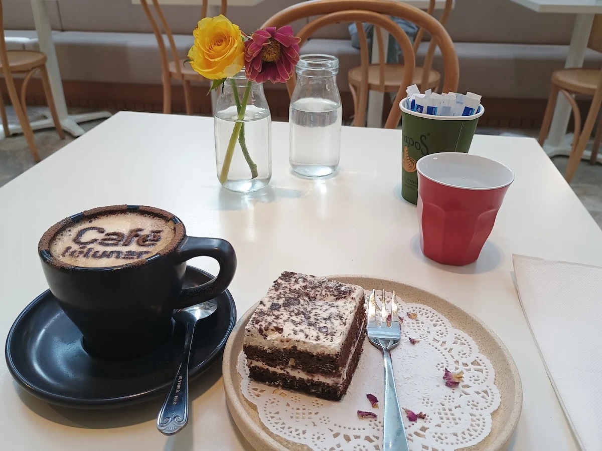 Food & drink, Cafe LeLunar