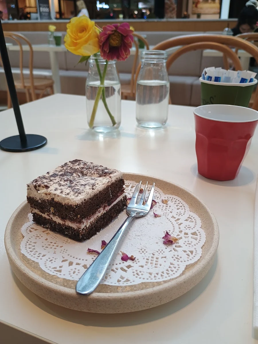 Food & drink, Cafe LeLunar