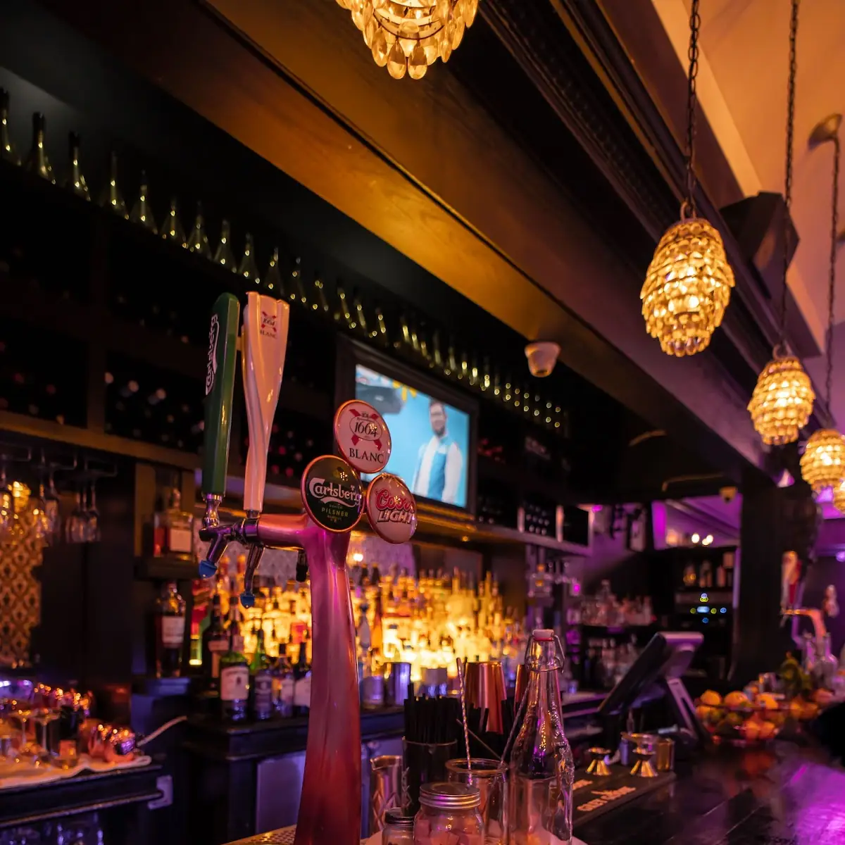 Vibe, Panache Restaurant And Lounge