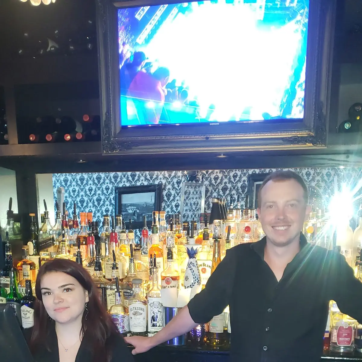 Vibe, Panache Restaurant And Lounge