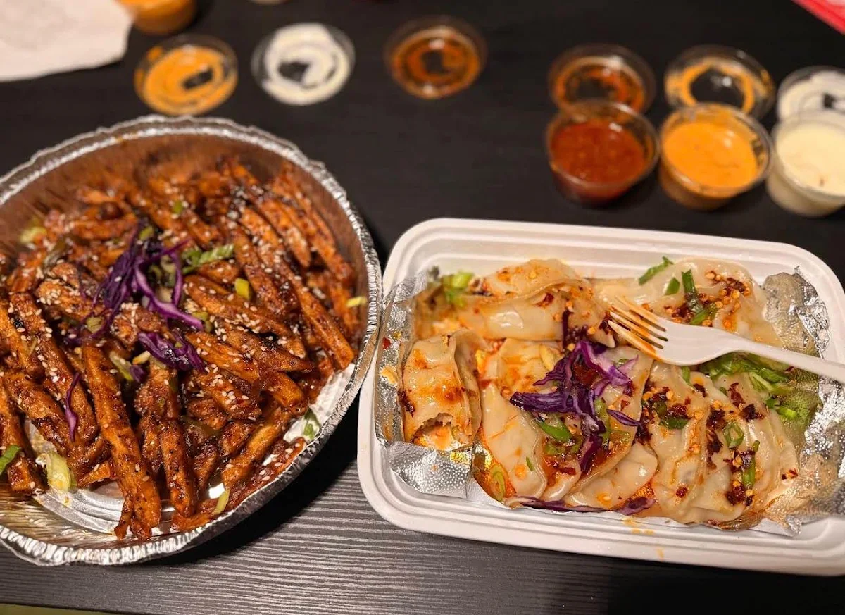 Food & drink, MOMO BAZAAR.ca - Indian dumpling and Hakka