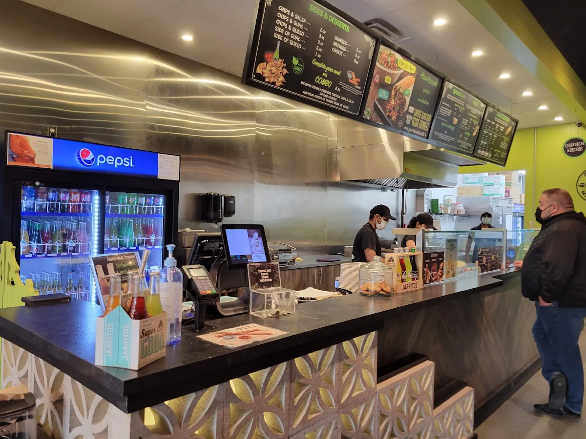 Vibe, Guac Mexi Grill
