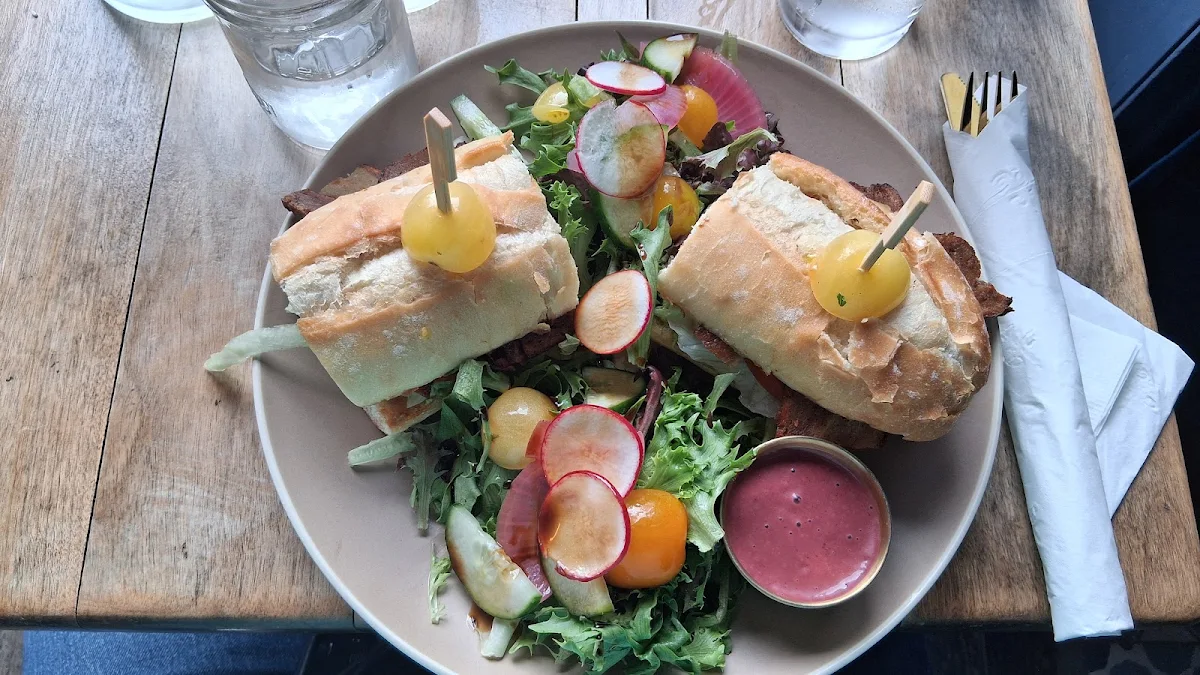 Food & drink, Revelstoke Café