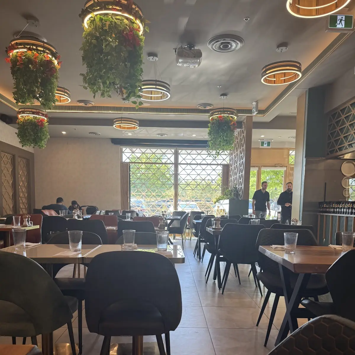 Vibe, Ozikizler Turkish Restaurant