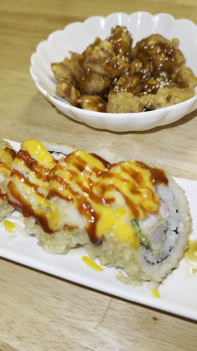 Food & drink, Black Fin Sushi