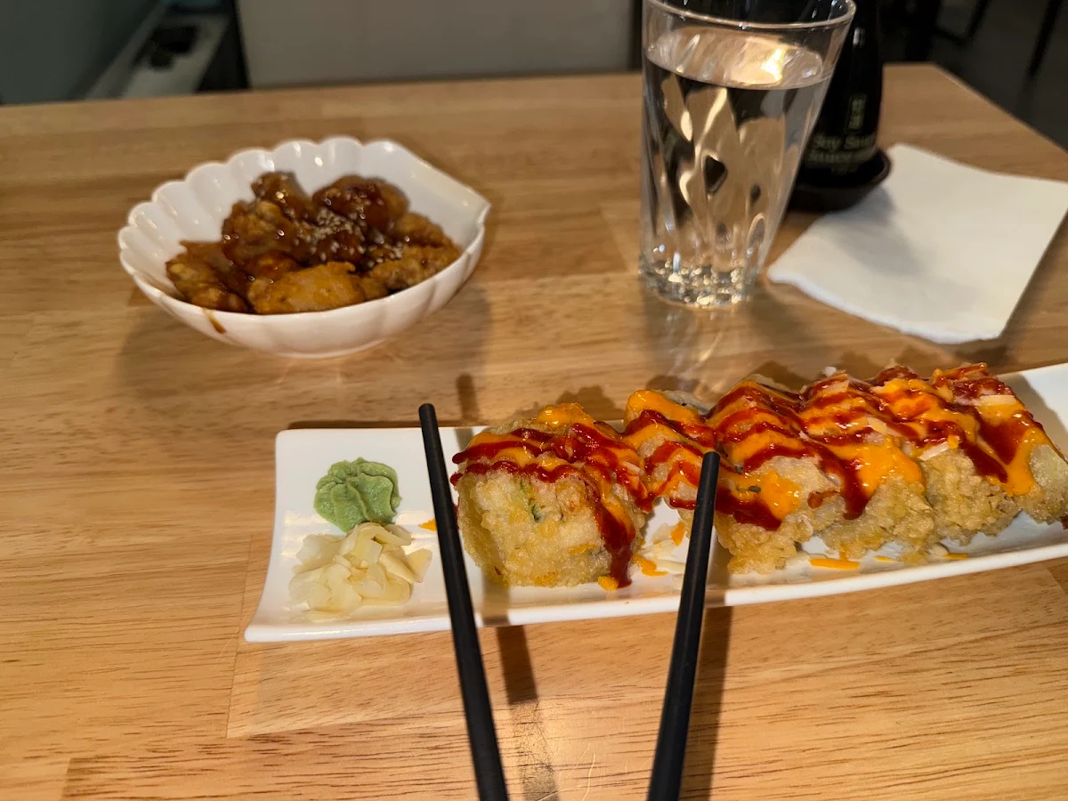 Food & drink, Black Fin Sushi