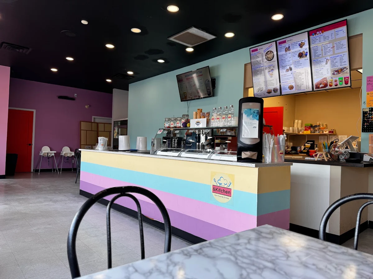 Vibe, Claresholm And Kitchen