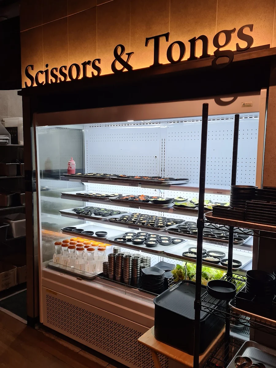 Vibe, Scissors and Tongs