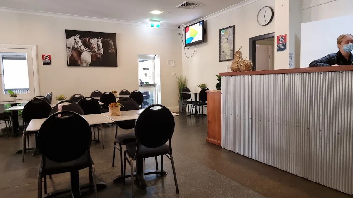 Vibe, Tourist Hotel