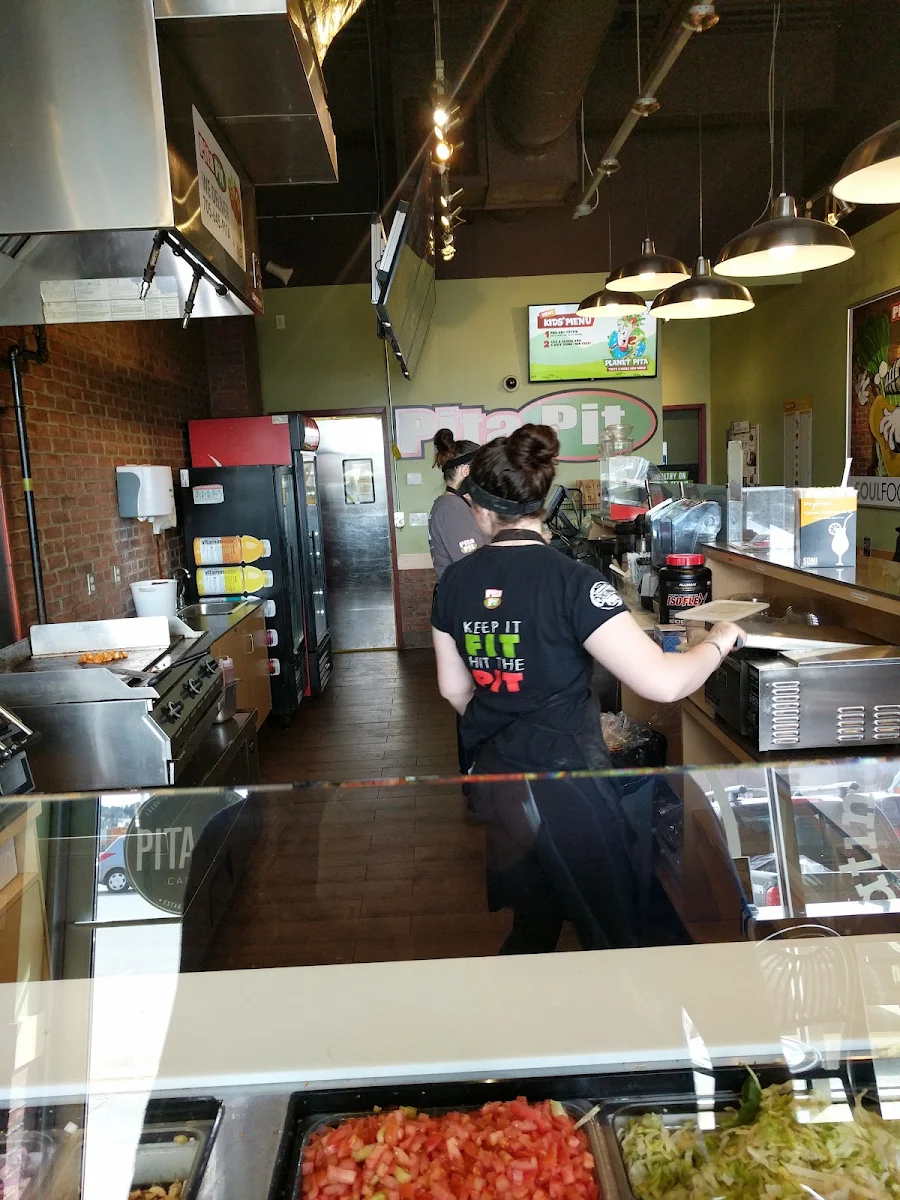 Vibe, Pita Pit